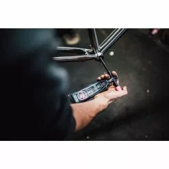 Muc-Off Fett "Bio-Greaser" 120 Ml 10 Muc-Off Fett "Bio-Greaser" 120 Ml -SRAM Verkäufe muc off fett bio greaser 120 ml5