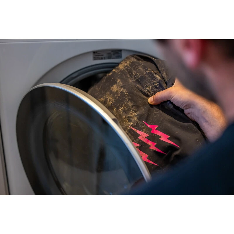 Muc-Off Technical Wash For Apparel 300ml 4 Muc-Off Technical Wash For Apparel 300ml – Bild 4